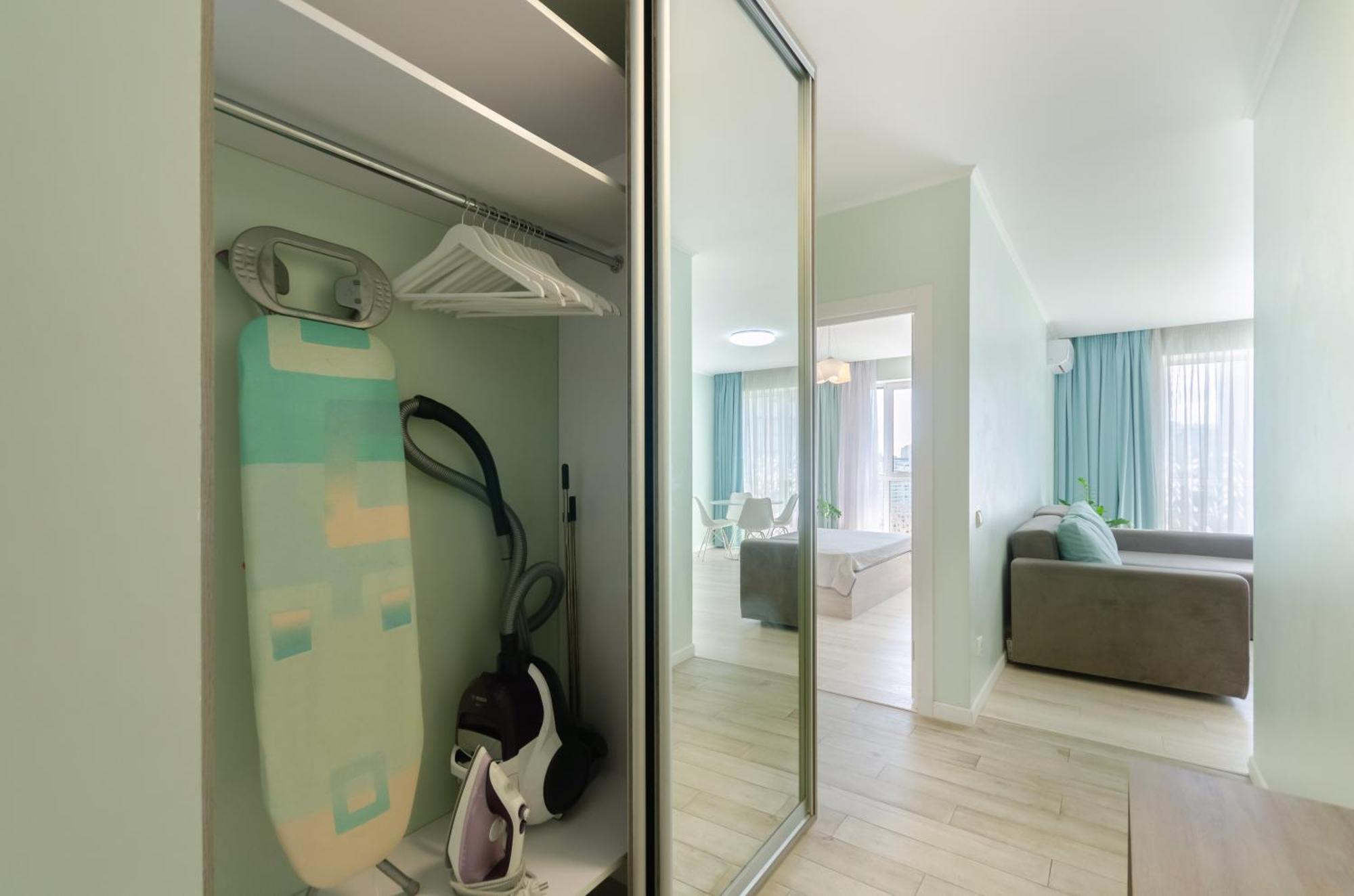 21-212 Petrovdom In Mint Apartments At Rc Kvartet Near Central Railway Station Kiev Buitenkant foto